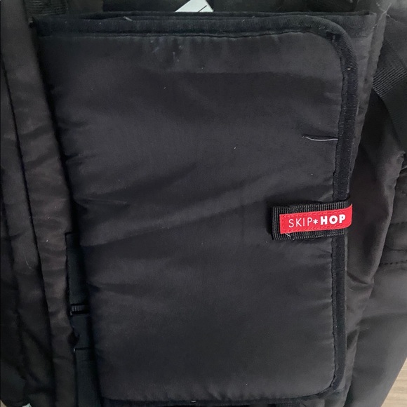 Skip Hop Forma Quilted Backpack - Picture 6 of 6